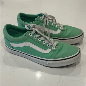 Old School Vans Women's Sneakers in Green and White